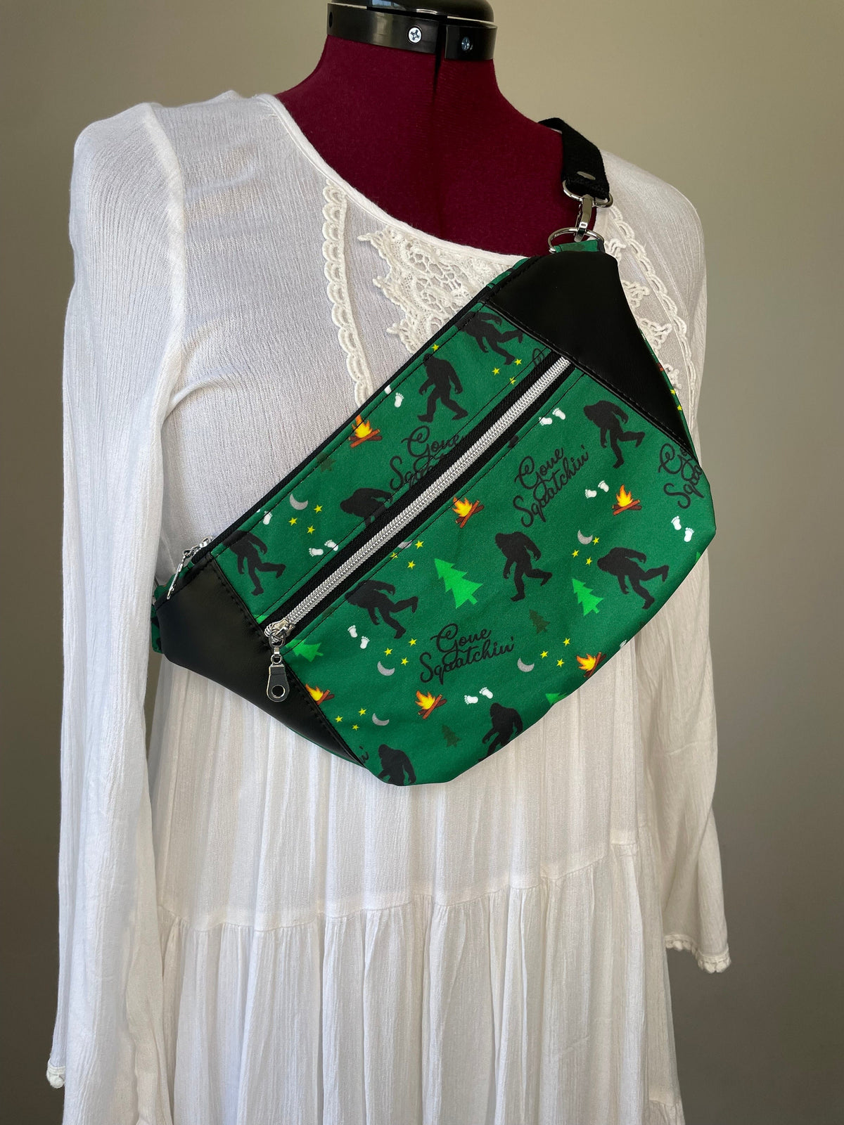 Bigfoot Sling Belt Bag