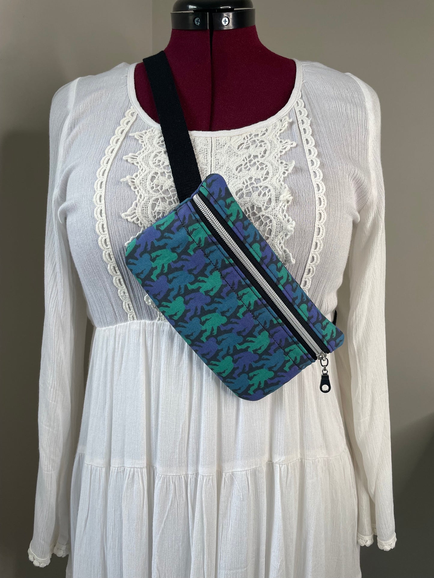 Bigfoot Sling Belt Bag