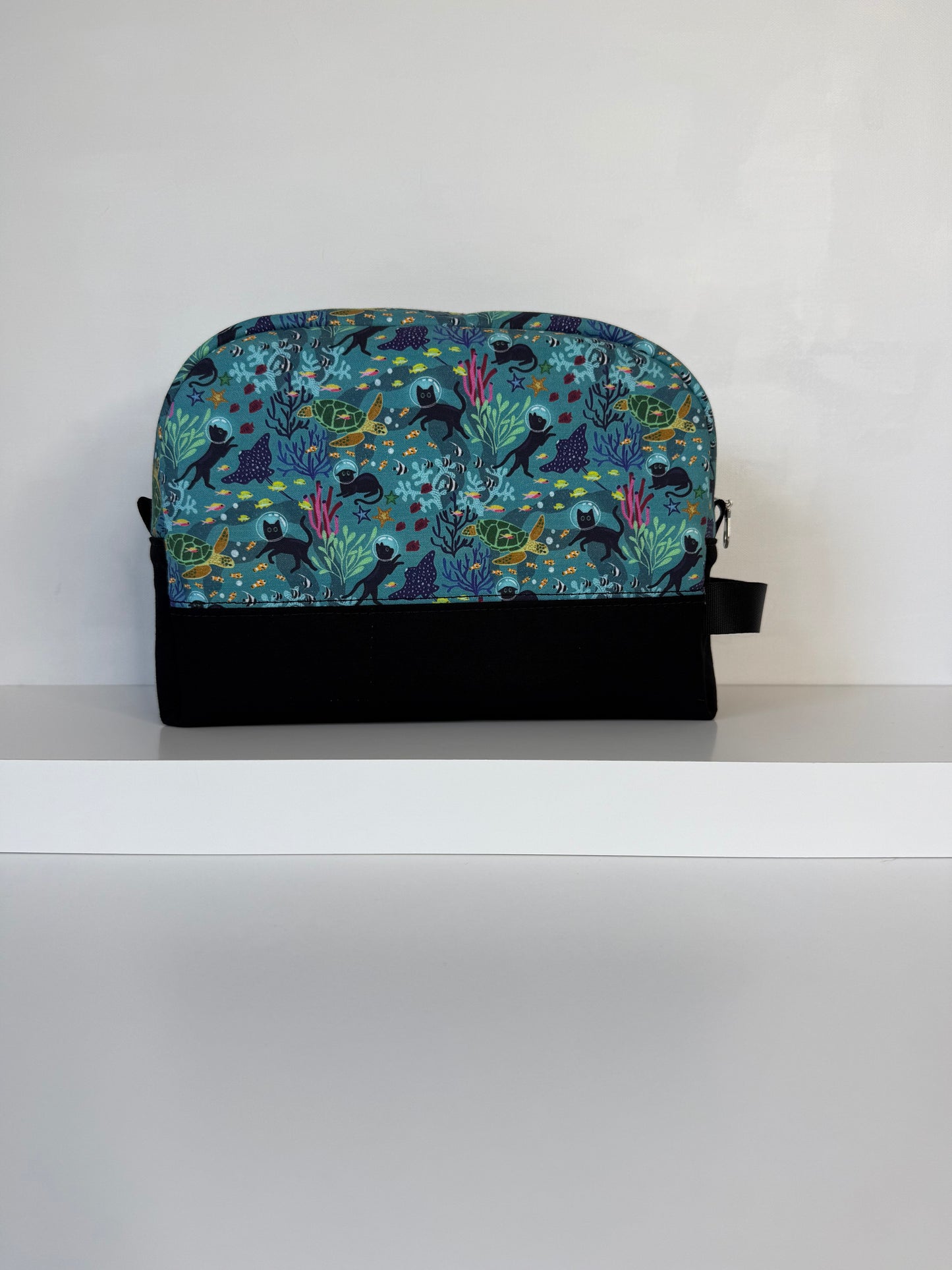 Scuba Diving Kitty Large Zipper Pouch
