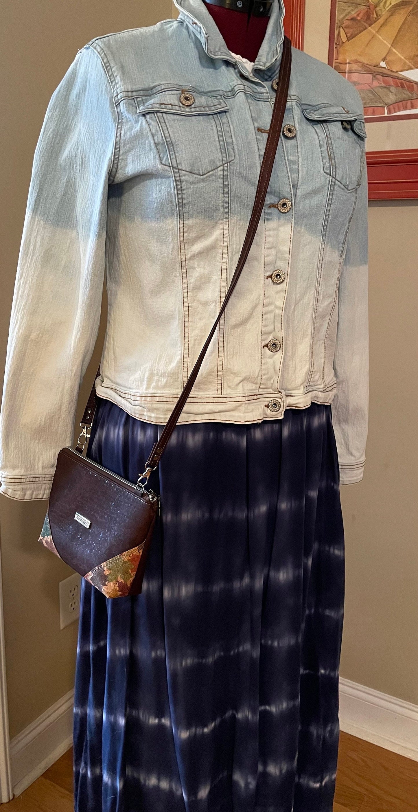 Cork Crossbody Petite Purse with Maple Leaves