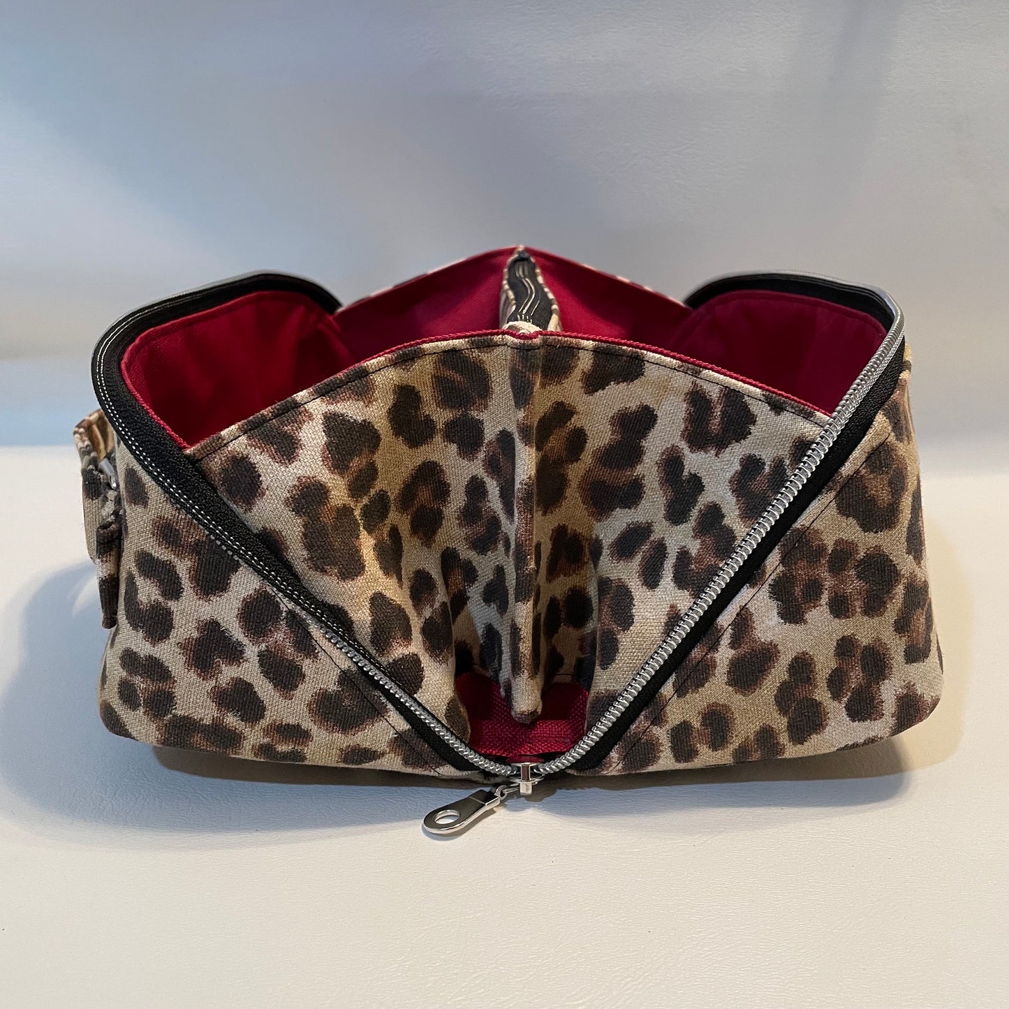 Leopardlicious | Cotton Canvas ‘Zip-n-Grip’ ~ Cosmetic Bag ~ Make Up Bag ~ Toiletry Bag ~ Craft Bag