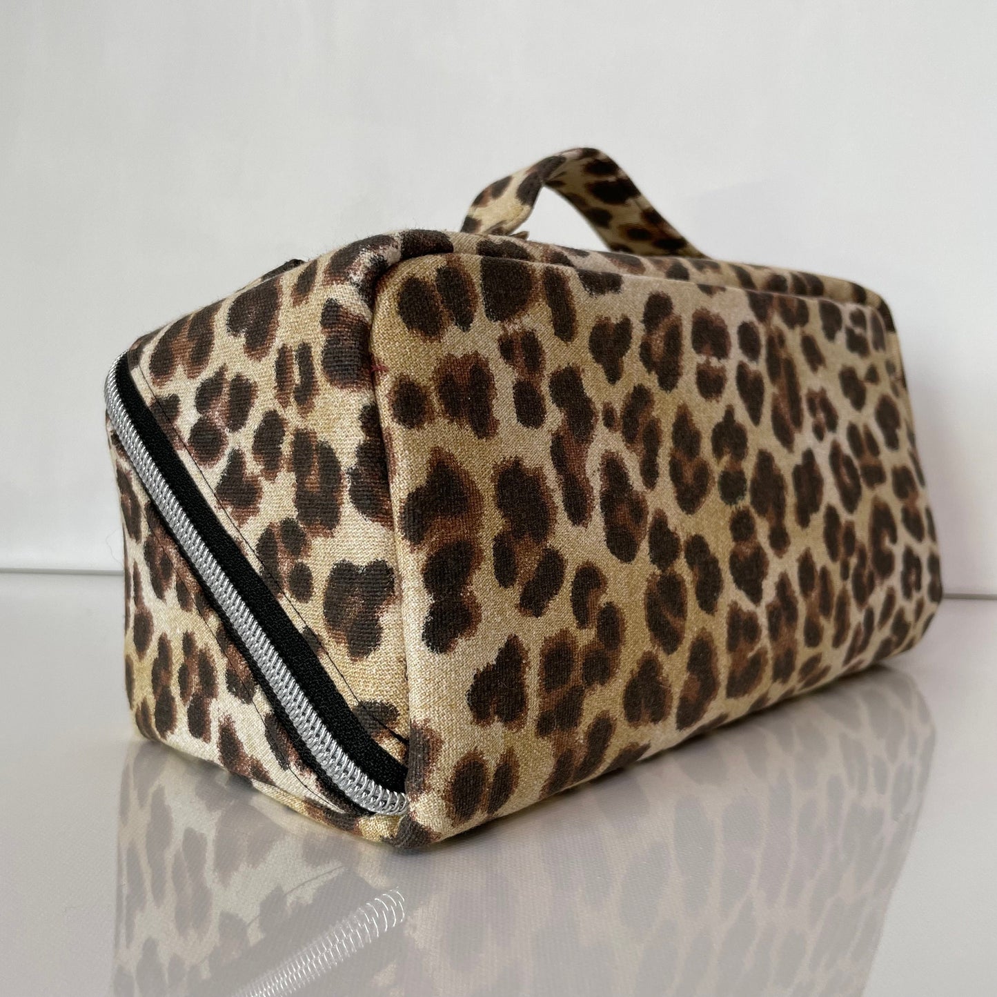 Leopardlicious | Cotton Canvas ‘Zip-n-Grip’ ~ Cosmetic Bag ~ Make Up Bag ~ Toiletry Bag ~ Craft Bag