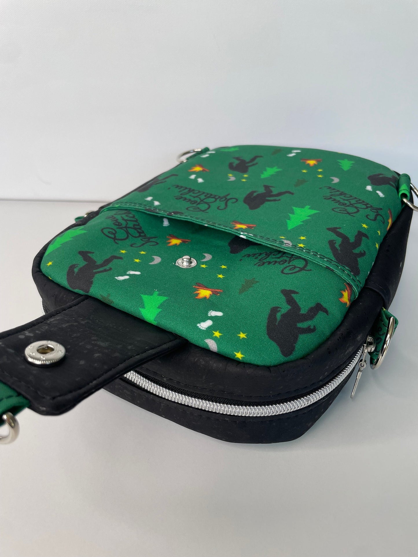 Bigfoot 4-in-1 Convertible Bag