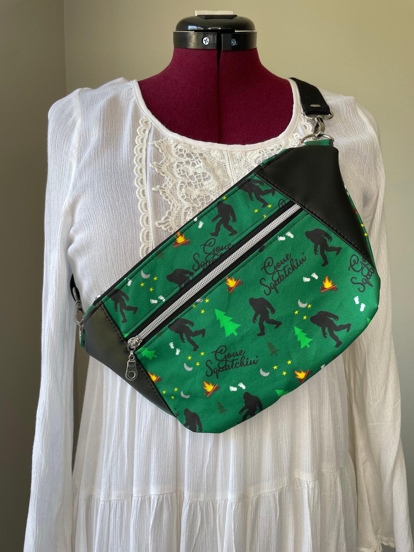 Bigfoot Sling Belt Bag