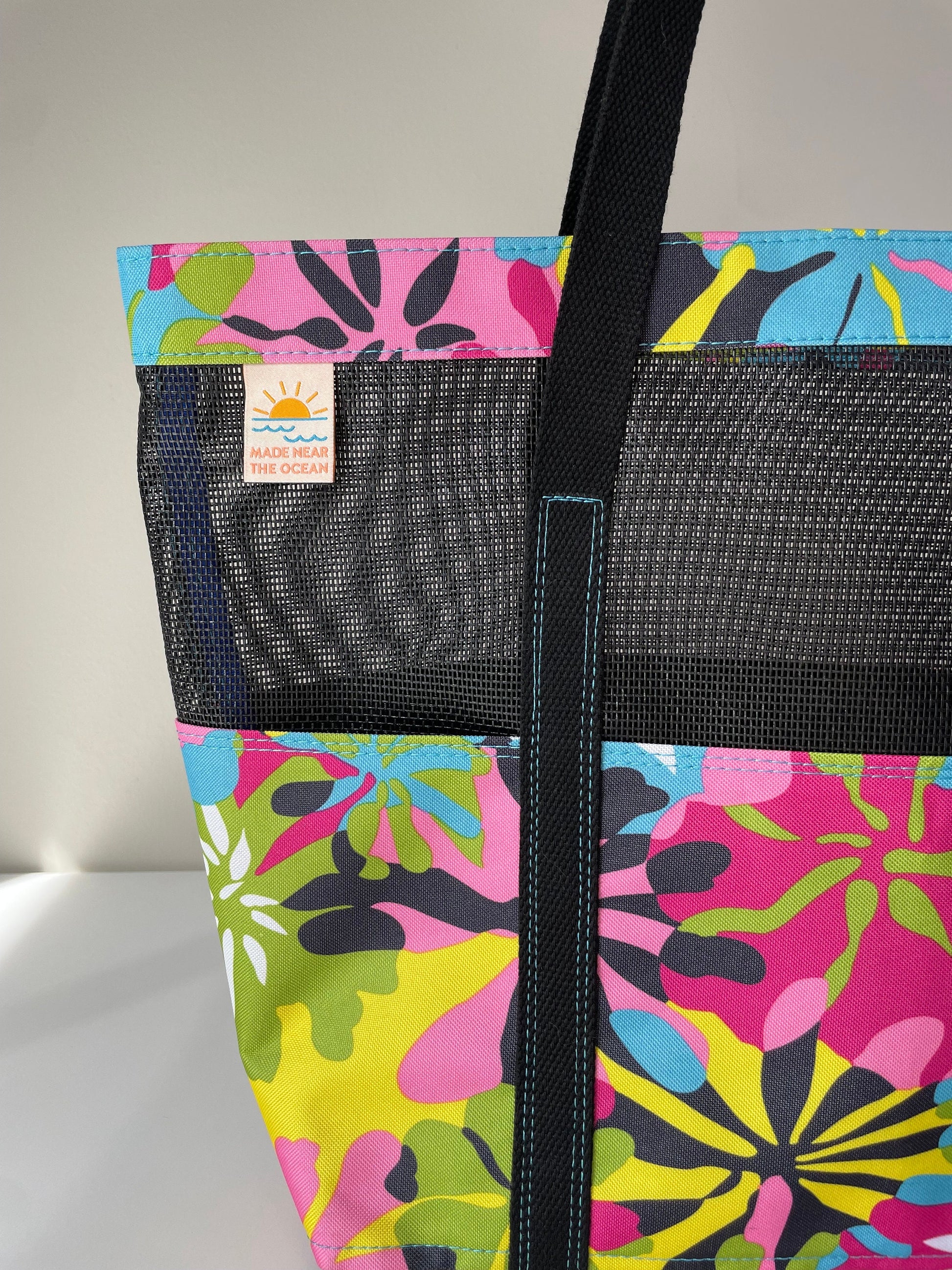 Waterproof Mesh Tote Bag w/ 6 Pockets