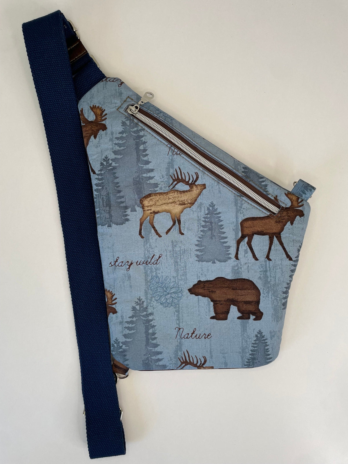 Wildlife 2-in-1 Convertible Bag