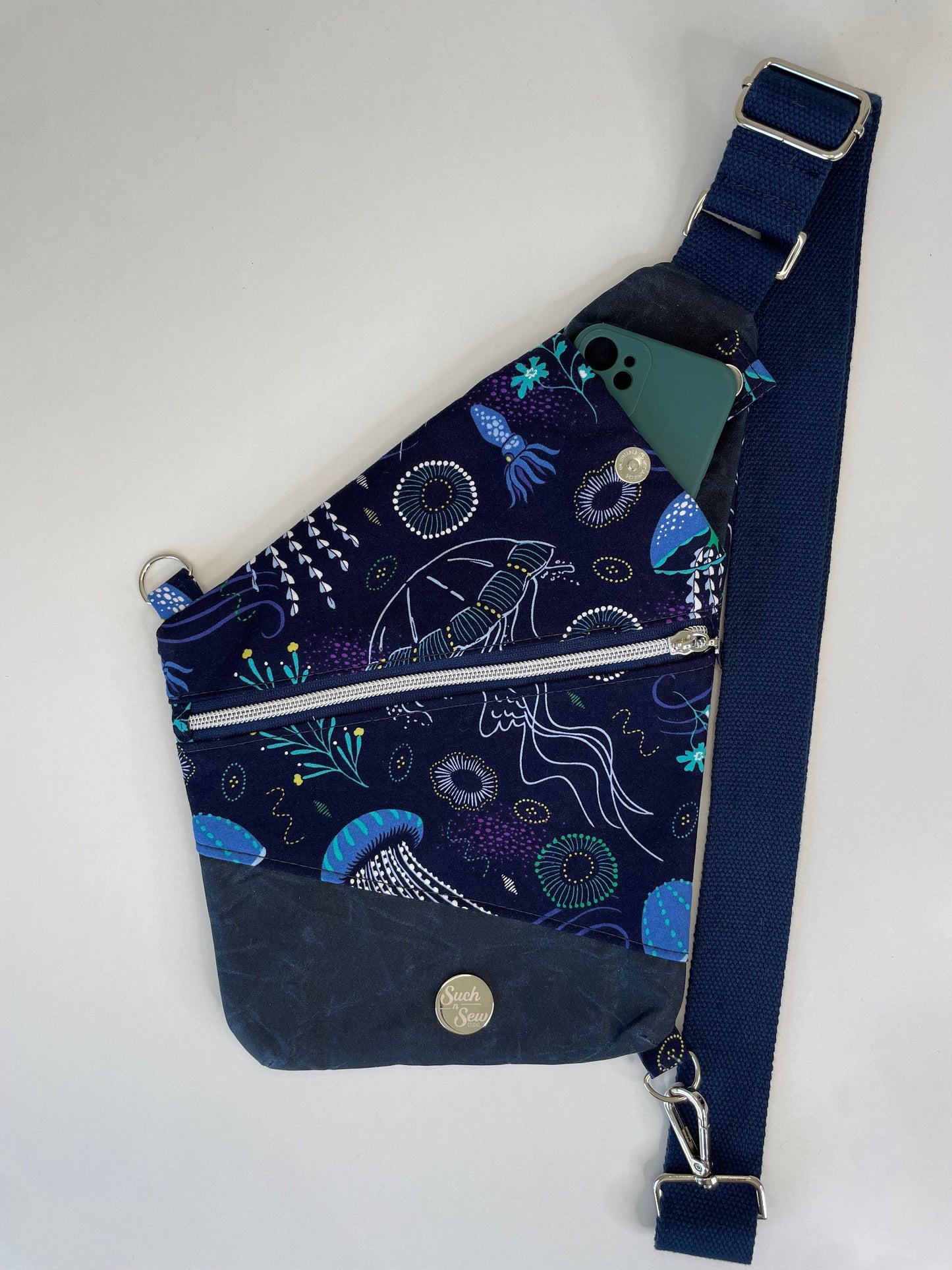 Jellyfish 2-in-1 Convertible Bag 🪼