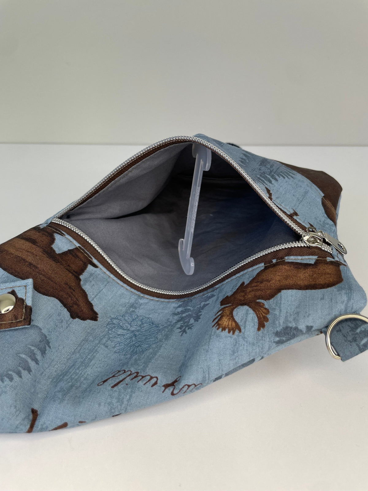 Wildlife 2-in-1 Convertible Bag