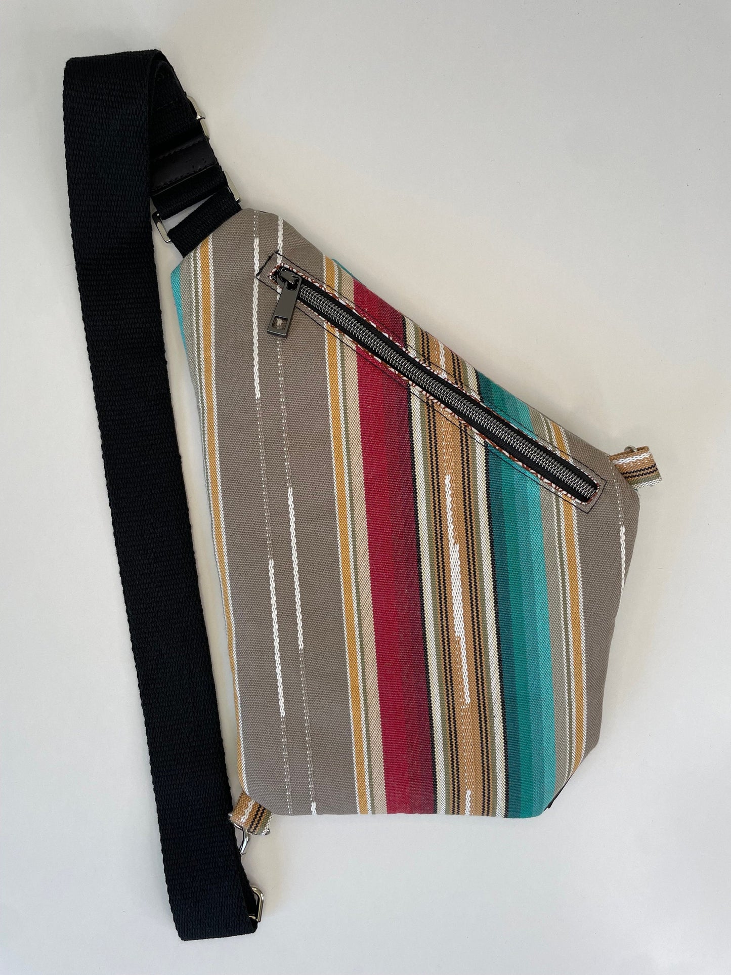 Southwestern 2-in-1 Convertible Bag