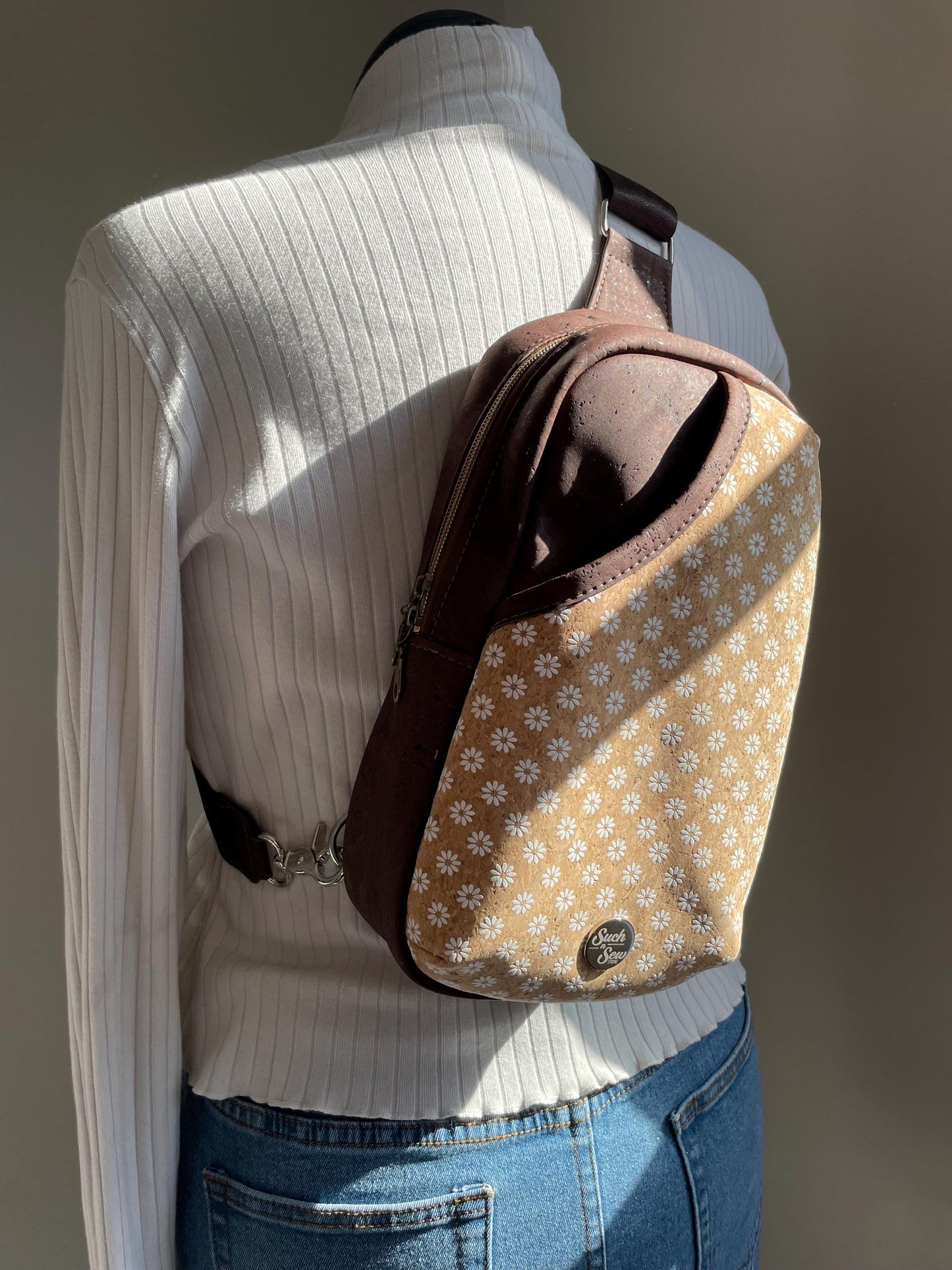 Daisy Cork Sling Bag