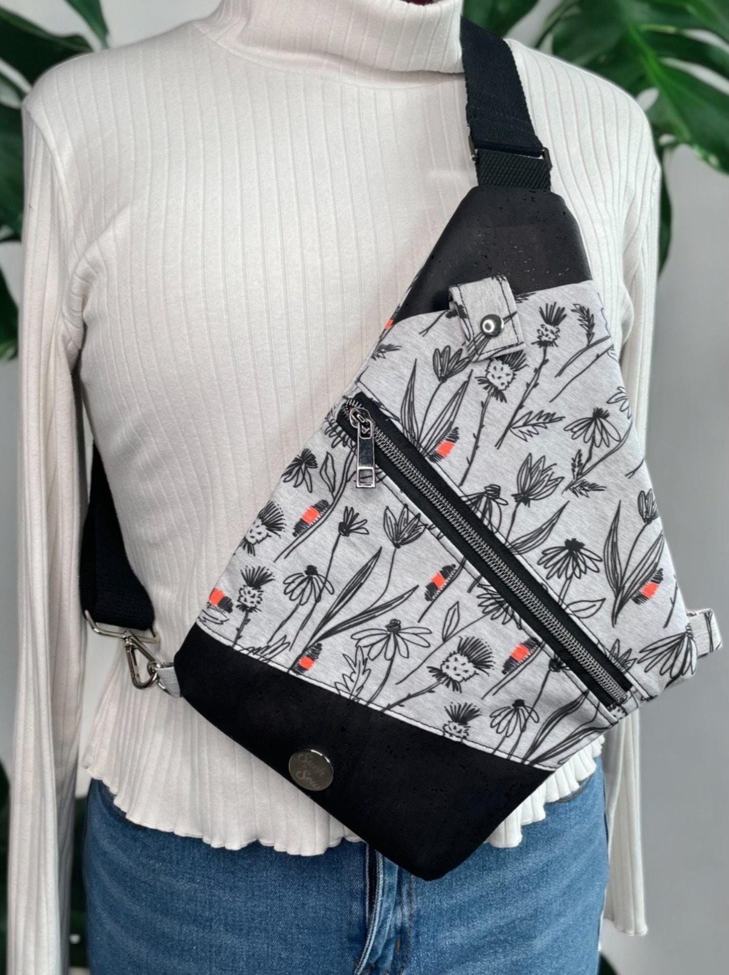 Woolly Worm 2-in-1 Convertible Bag