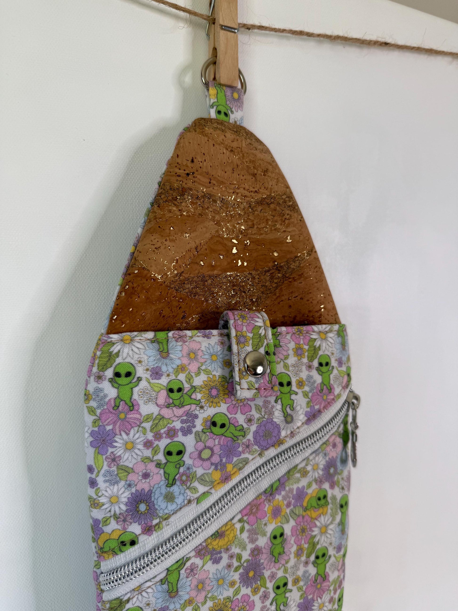 Baby Alien Sling Bag