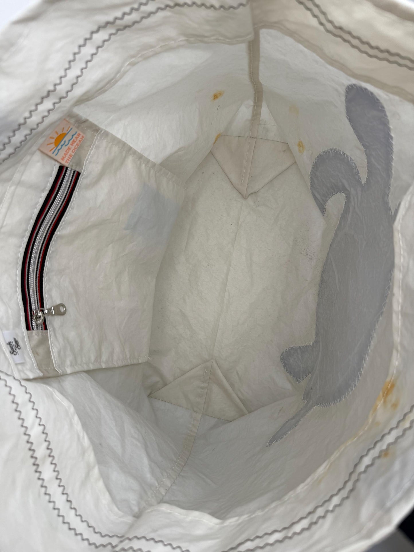 Upcycled Sail Tote with Sea Turtle (FS1)