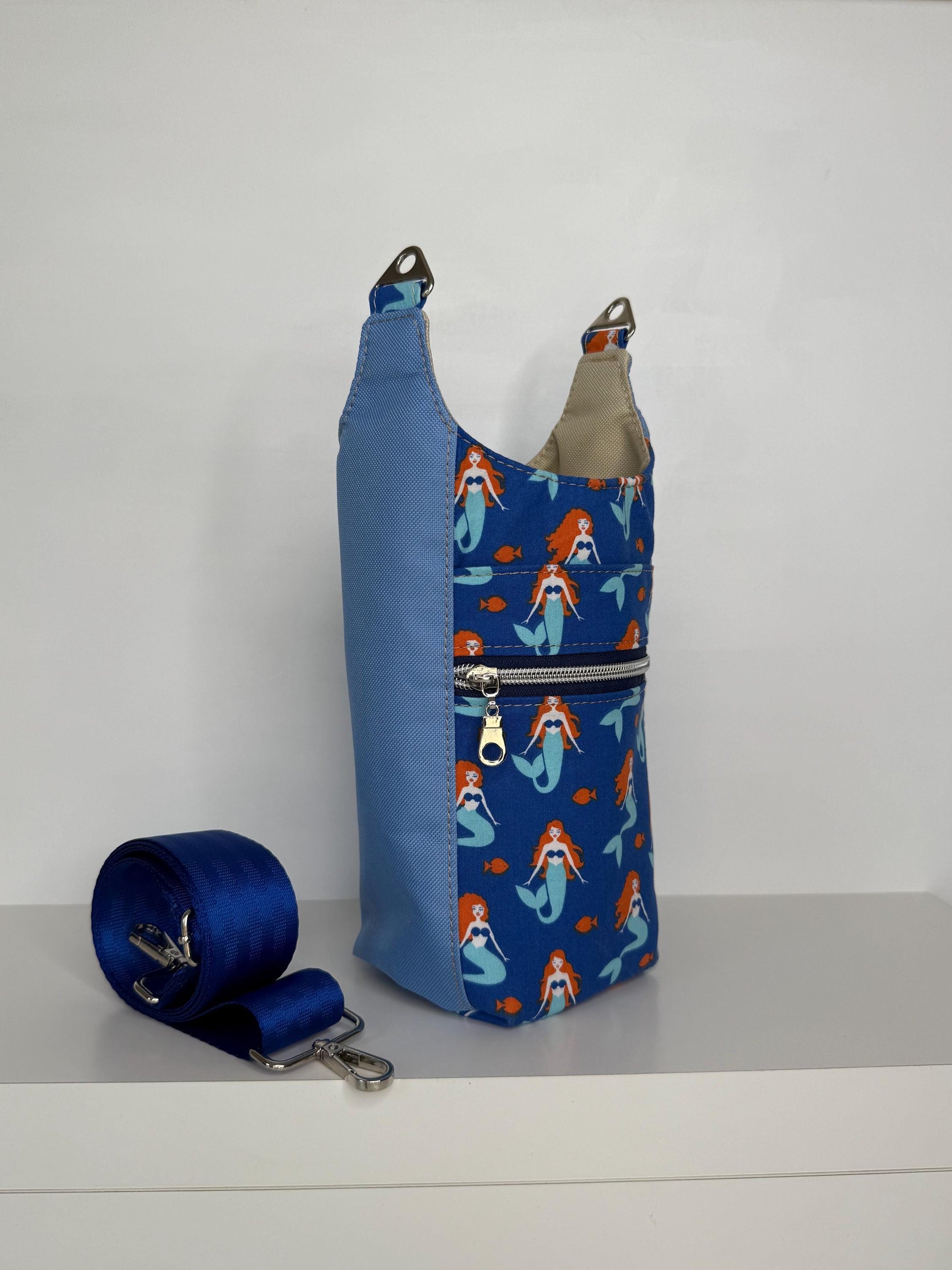 Water Bottle Bag with Mermaids (h202go14)