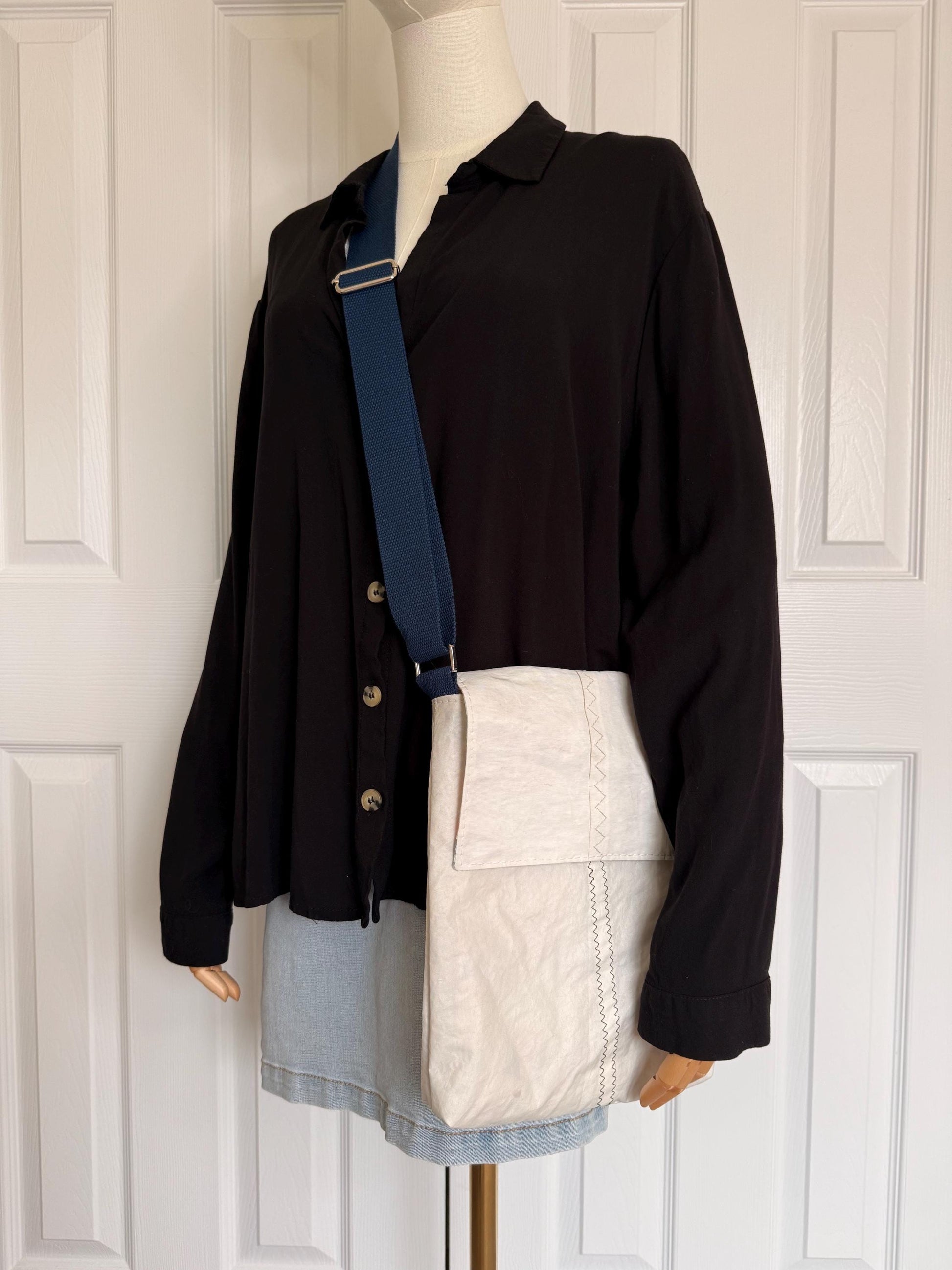 Upcycled Sail Messenger Bag With Anti-Theft Wallet (E1)