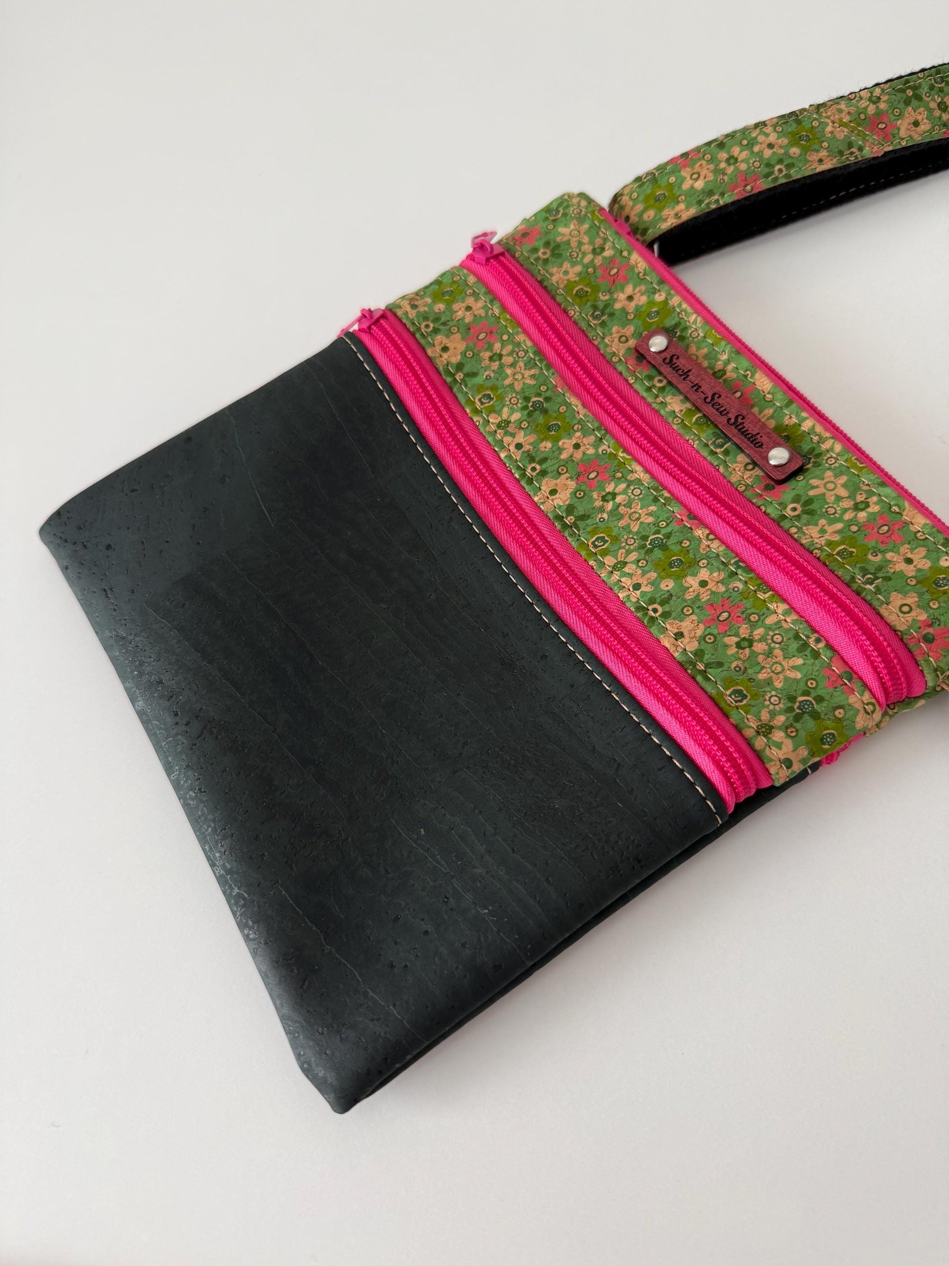 Cork Leather Alternative Zippy Floral Crossbody Bag Purse (Z3)