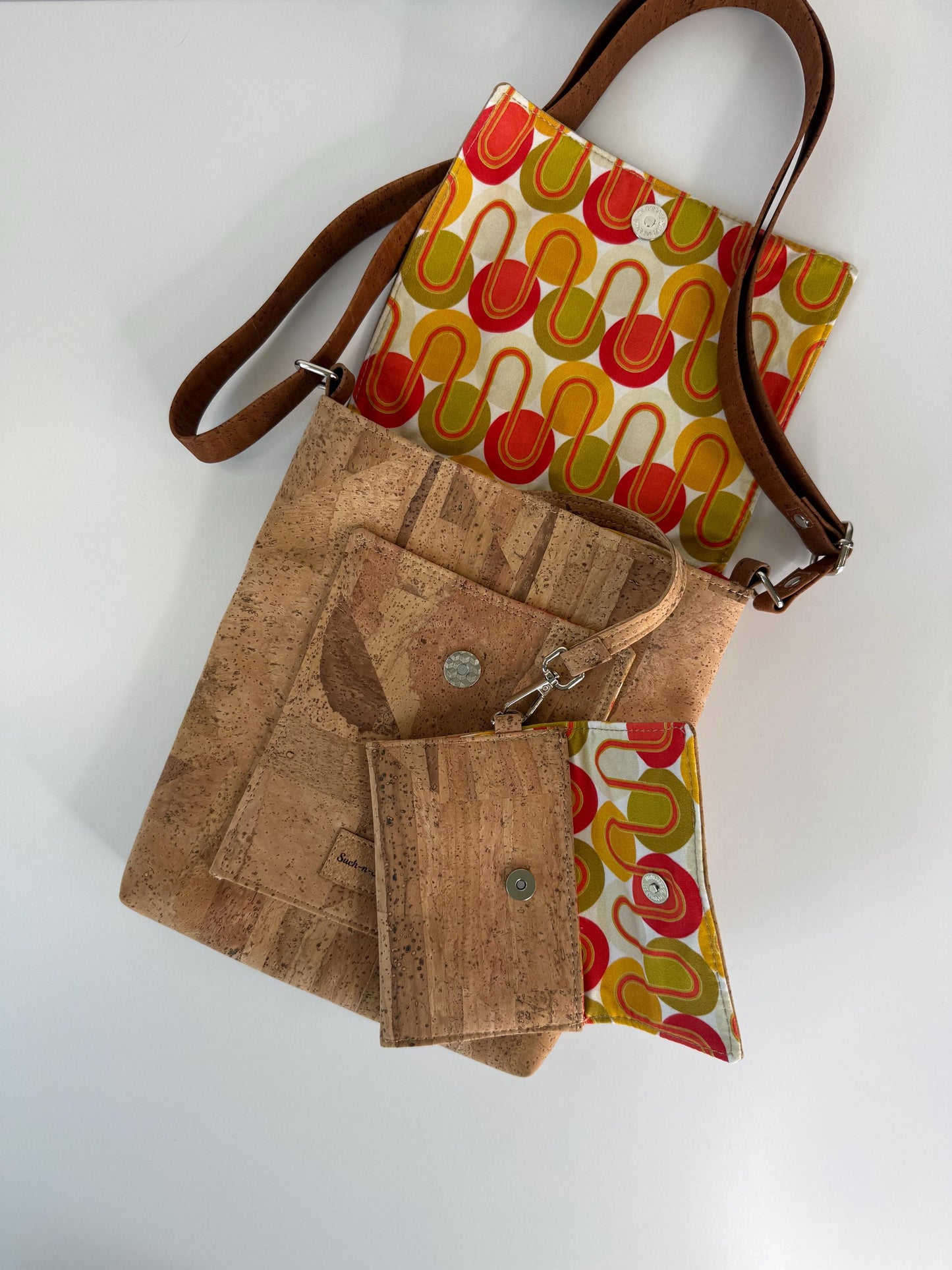 Cork Messenger Bag with Removable Anti-Theft Wallet