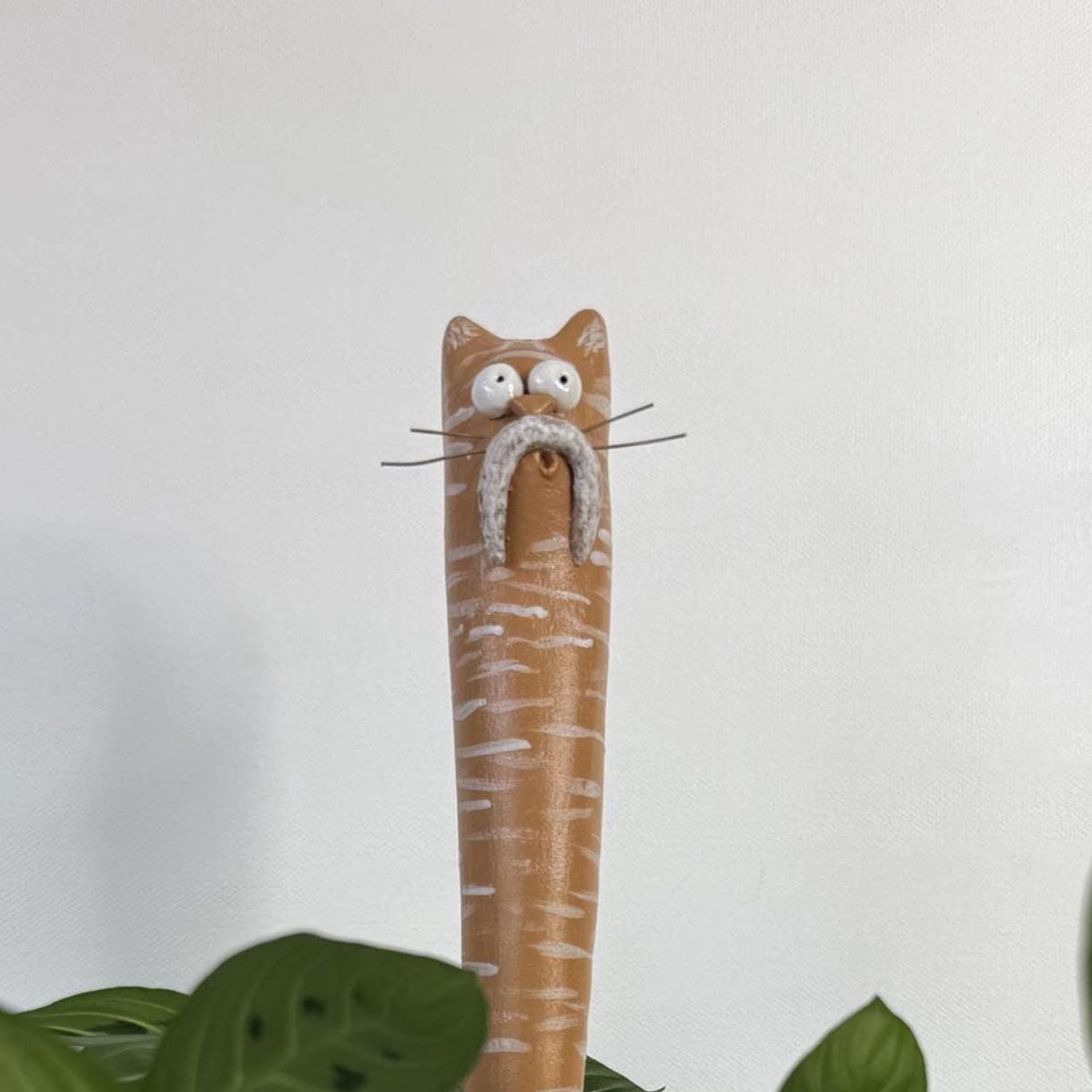 Garden Worm: Milo