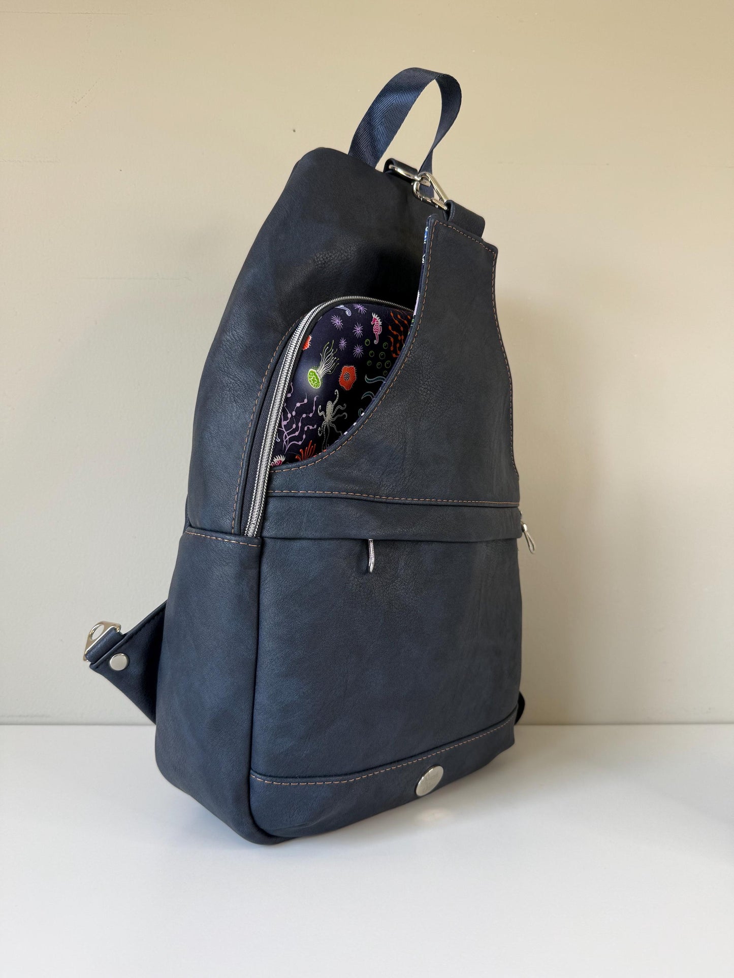 Large Leather Alternative Sling Bag | Retro Tec (RT1)
