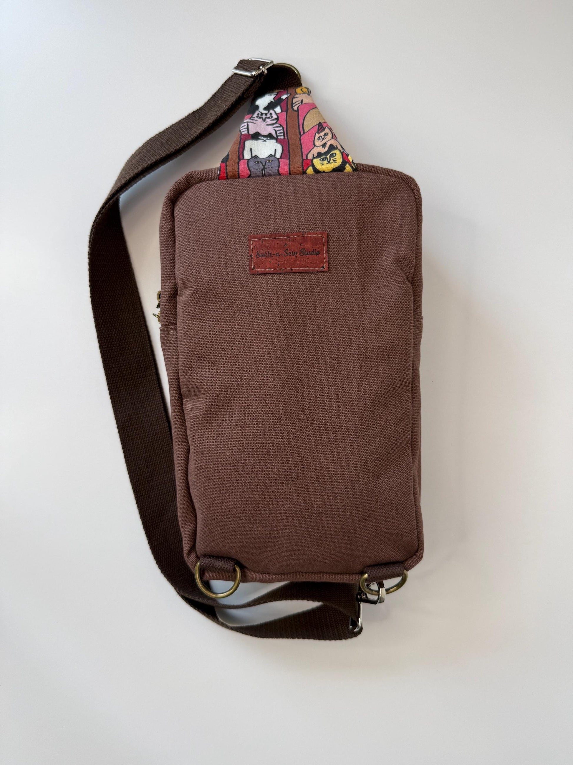 Cats at the Cinema Sandhill Sling Bag, Big and Boxy
