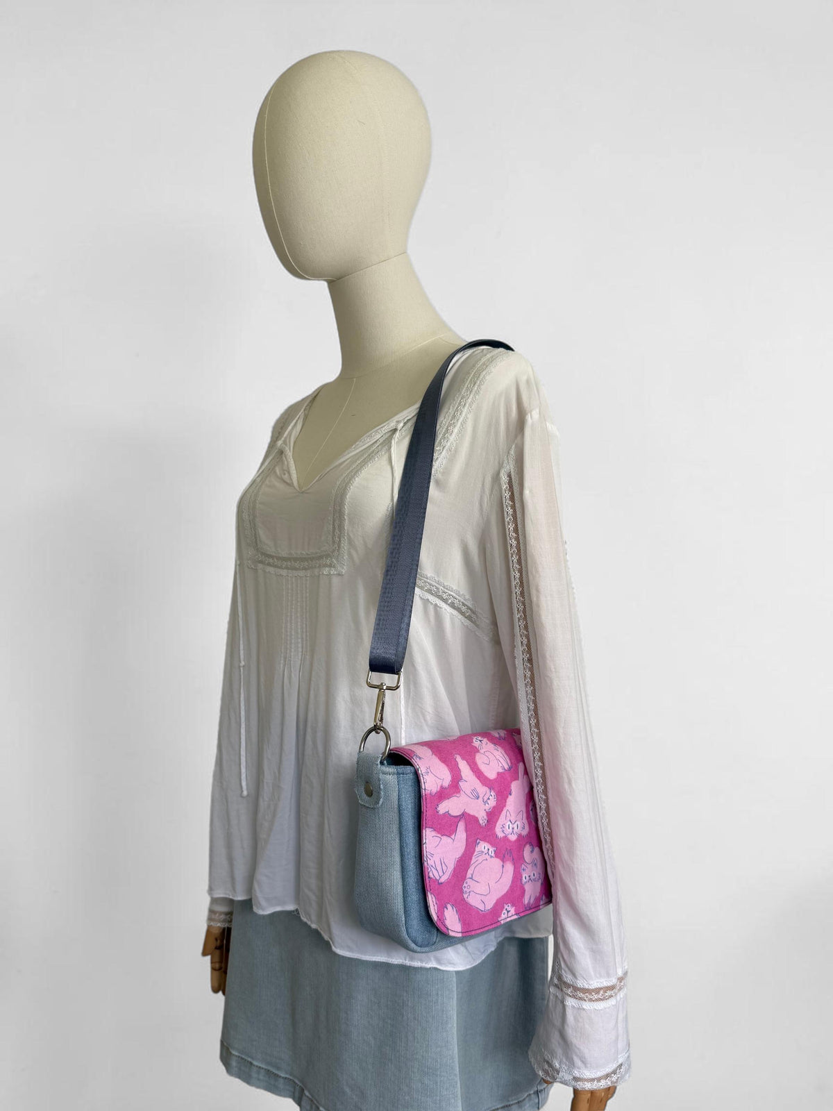 Frisky Kitty Saddlebag Crossbody Purse