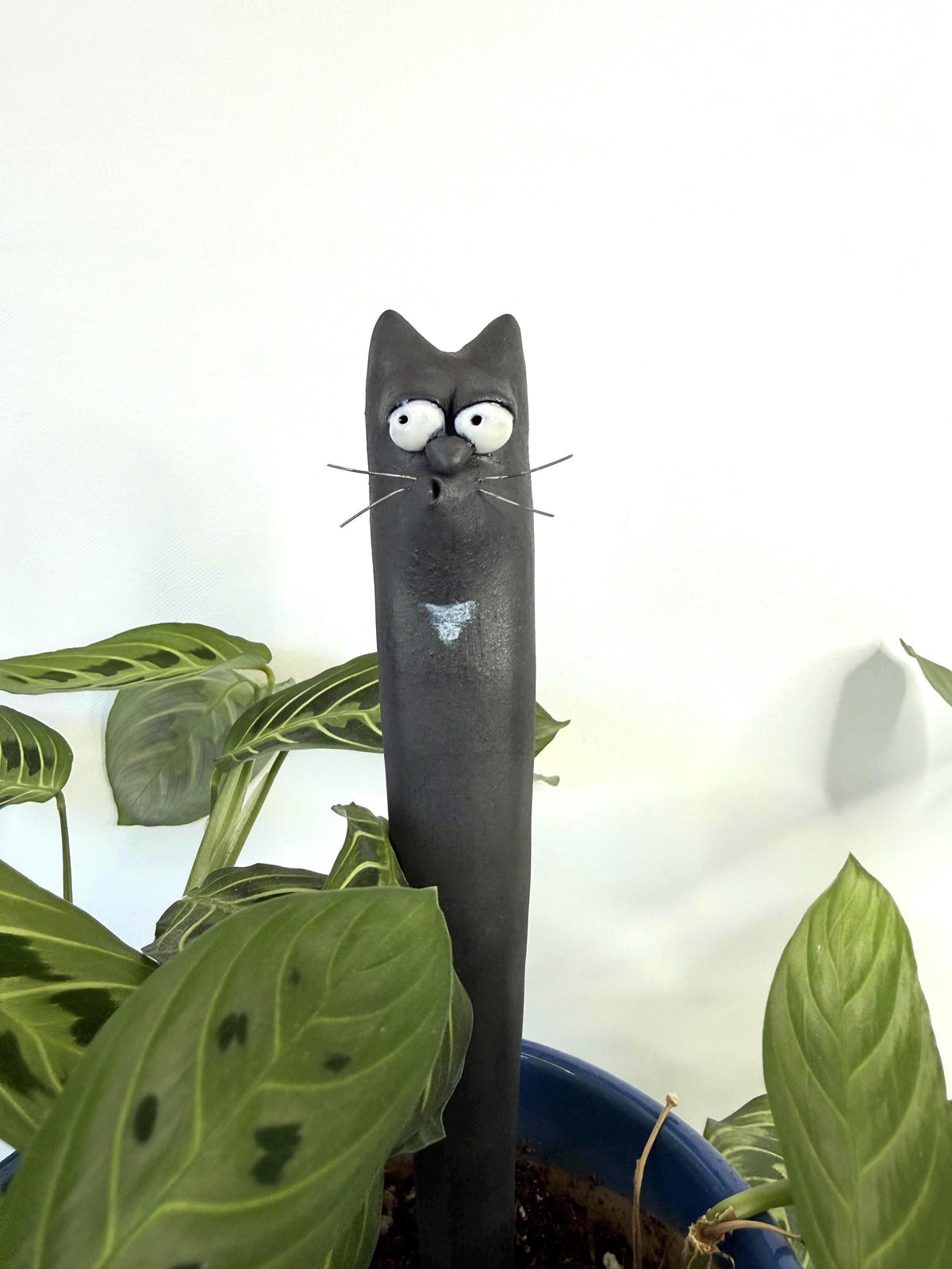 Ceramic Cat Garden Worm: Martin