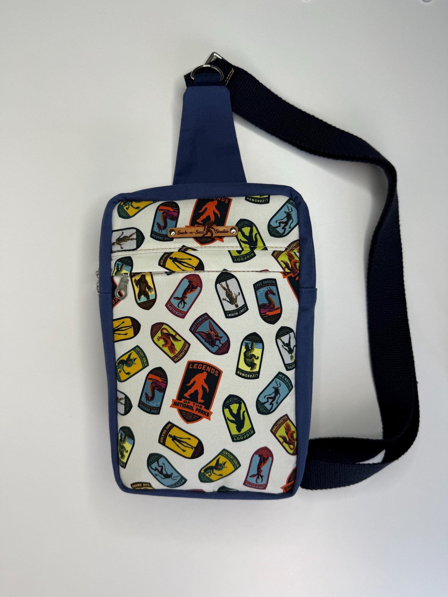 Legends of the National Parks Sling Bag, Big and Boxy