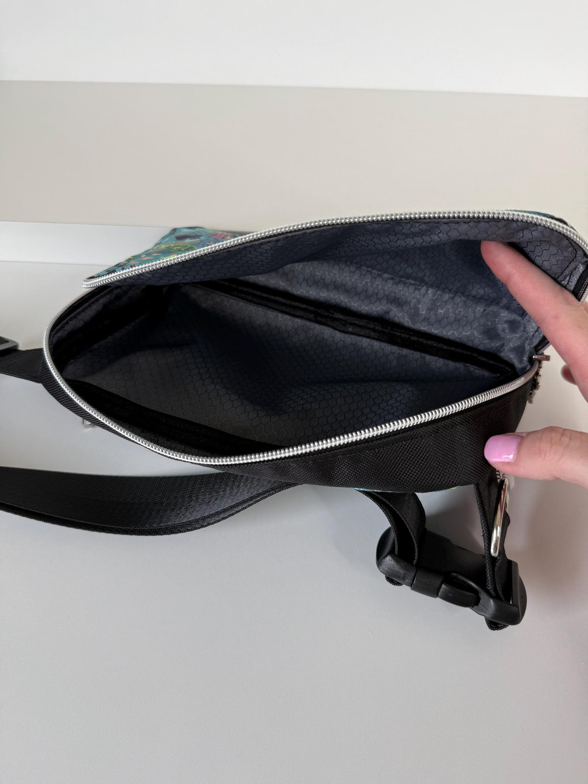 Scuba Kitty Sling Bag Waist Pack