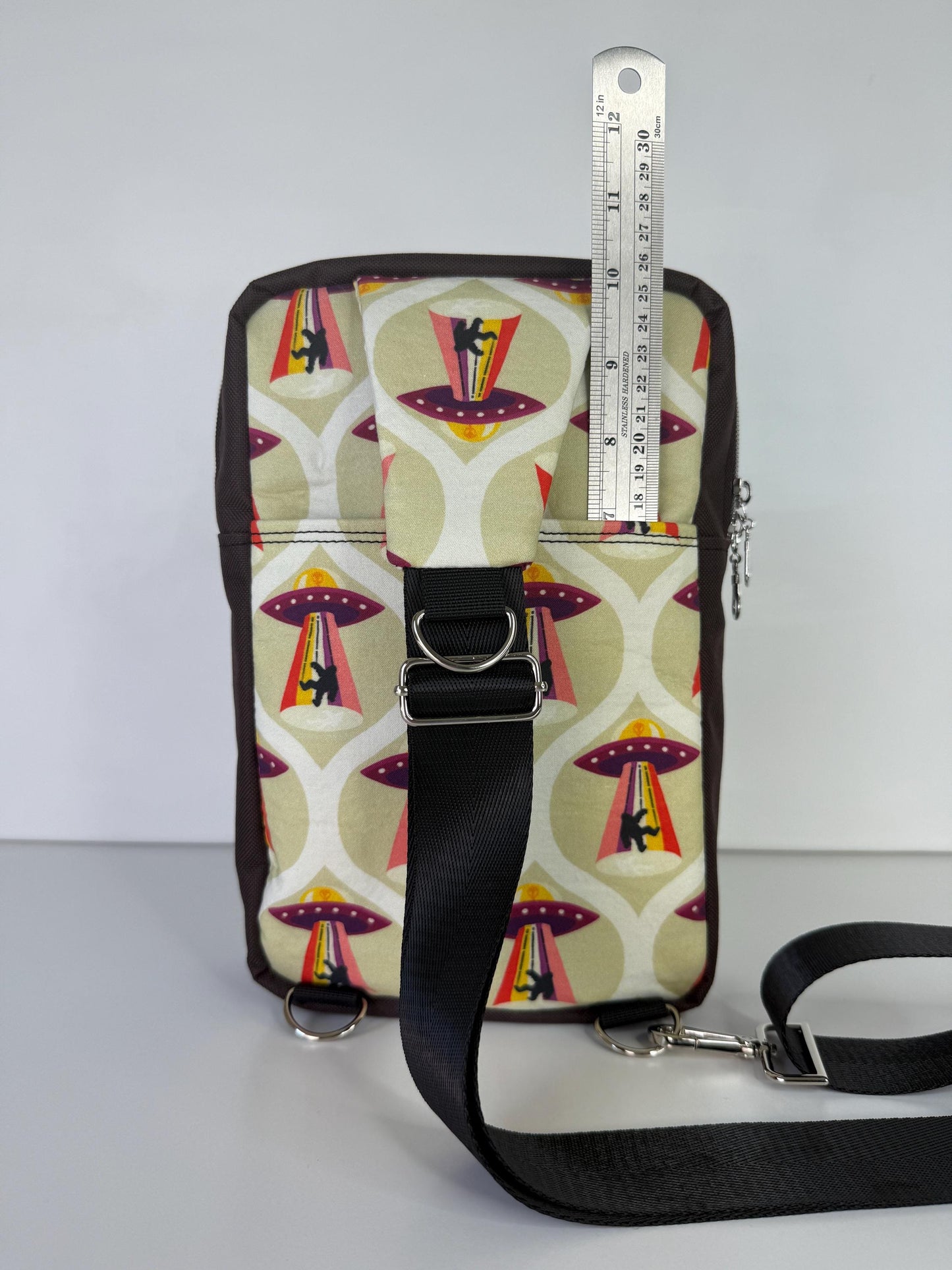 Groovy Aliens Abducting Bigfoot Sling Bag