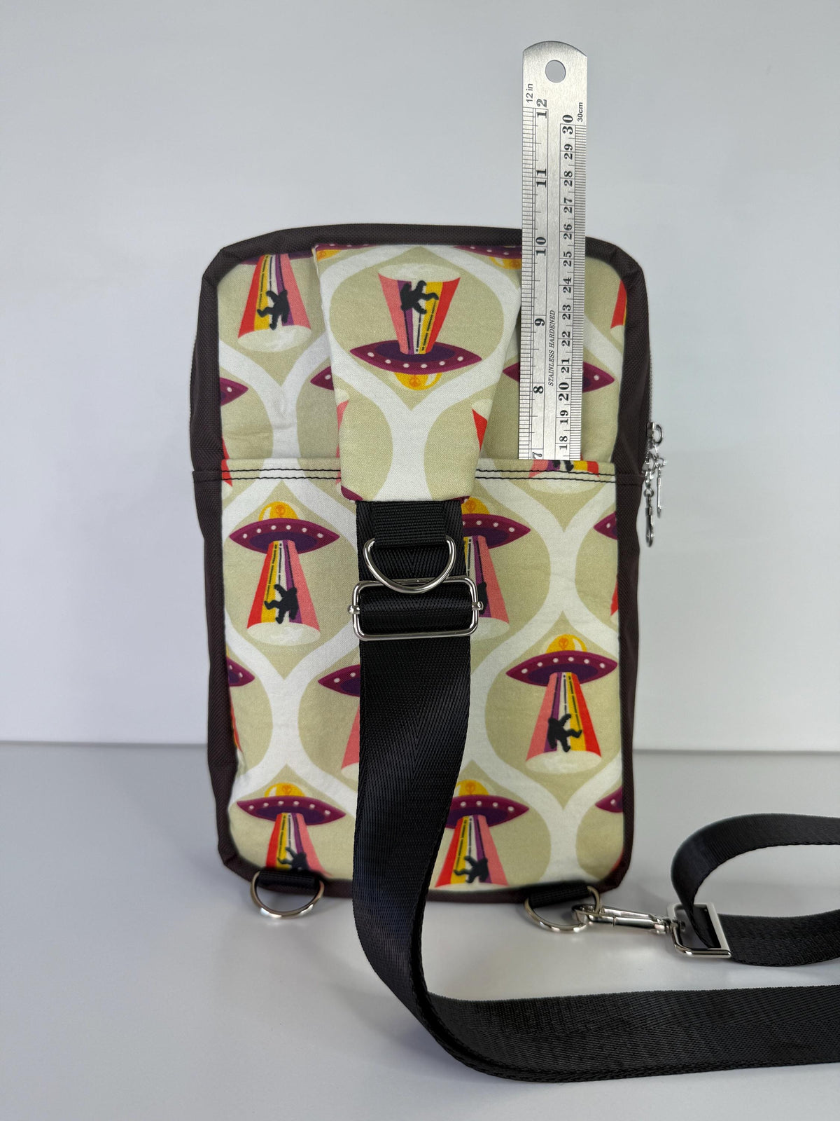 Groovy Aliens Abducting Bigfoot Sling Bag