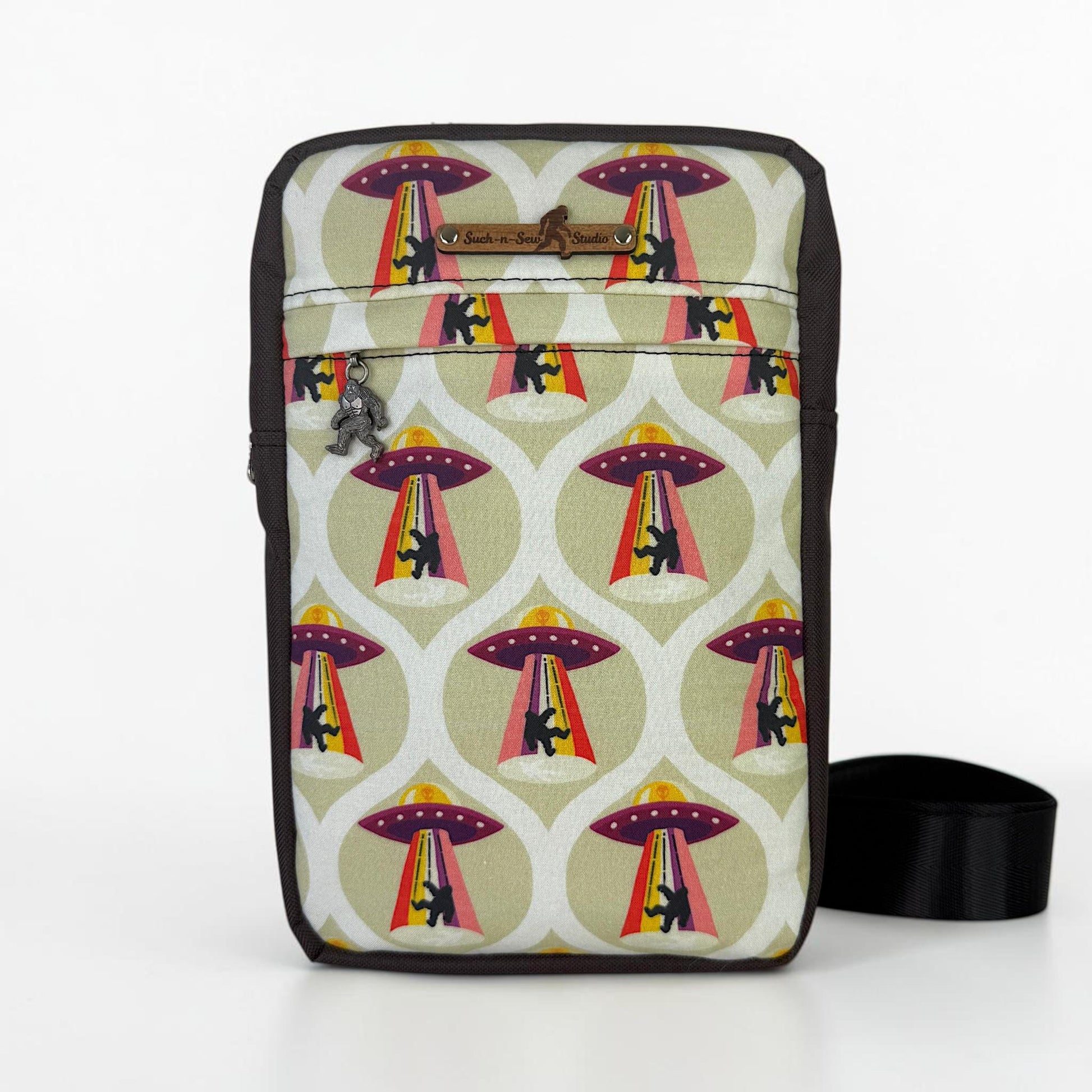Groovy Aliens Abducting Bigfoot Sling Bag