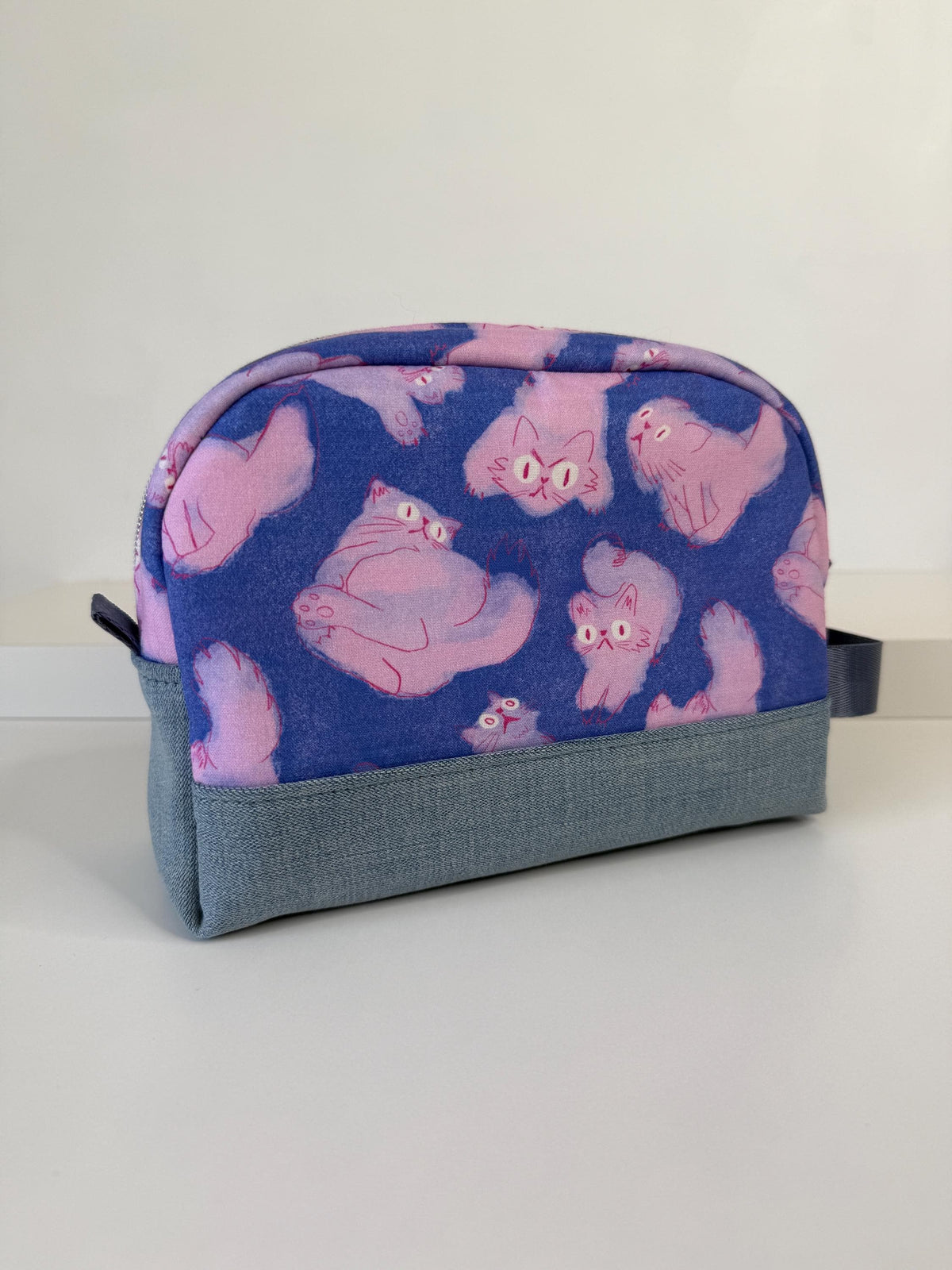 Frisky Persian Cats Arched Zipper Pouch