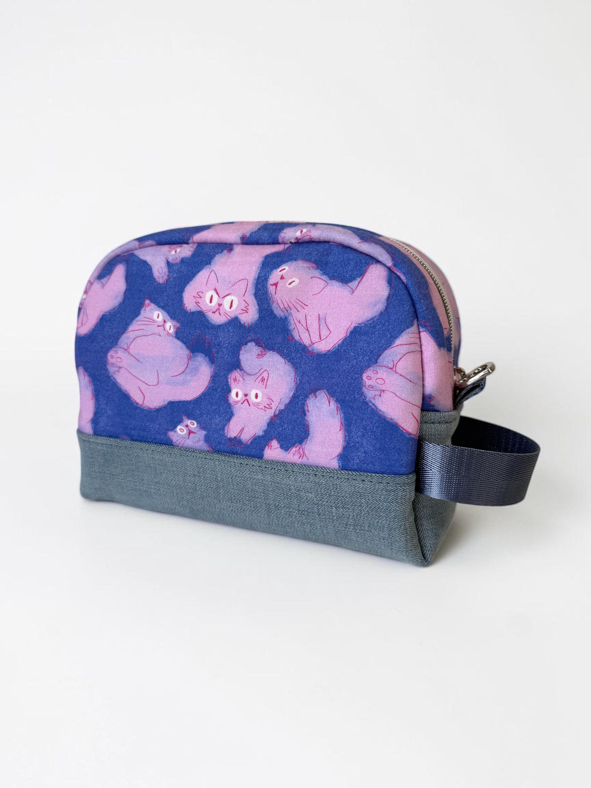 Frisky Persian Cats Arched Zipper Pouch