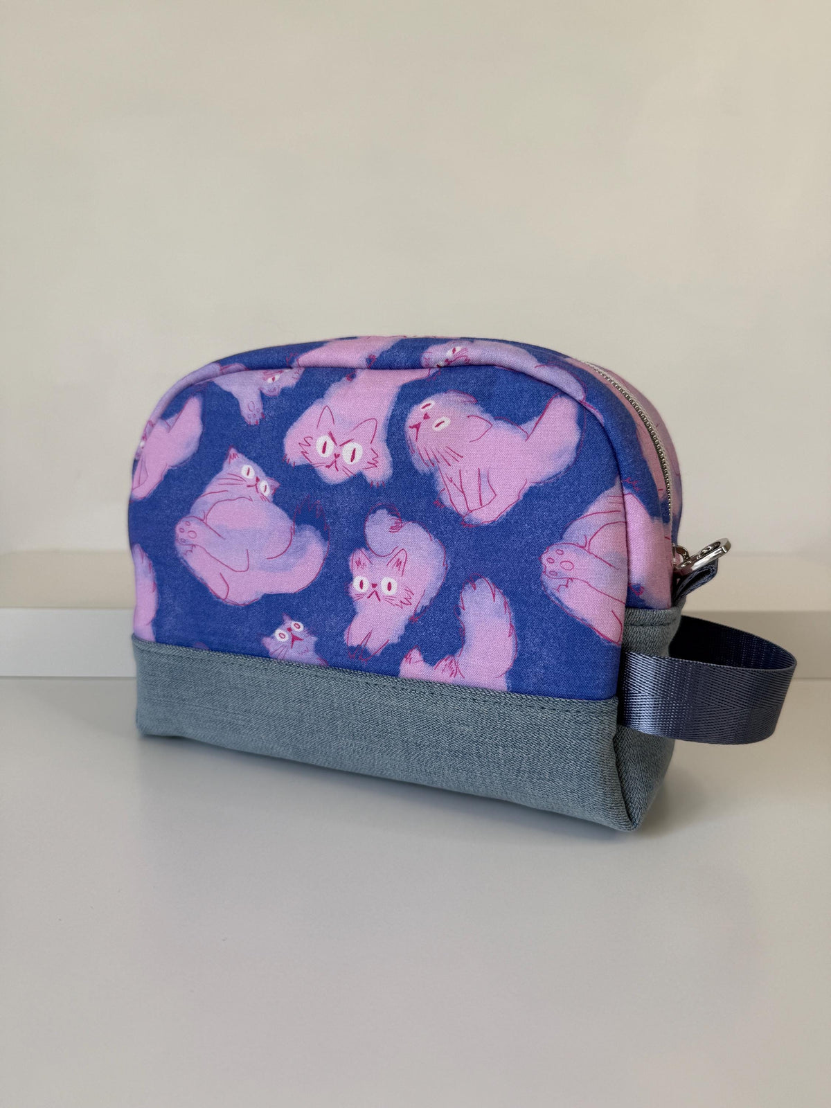 Frisky Persian Cats Arched Zipper Pouch